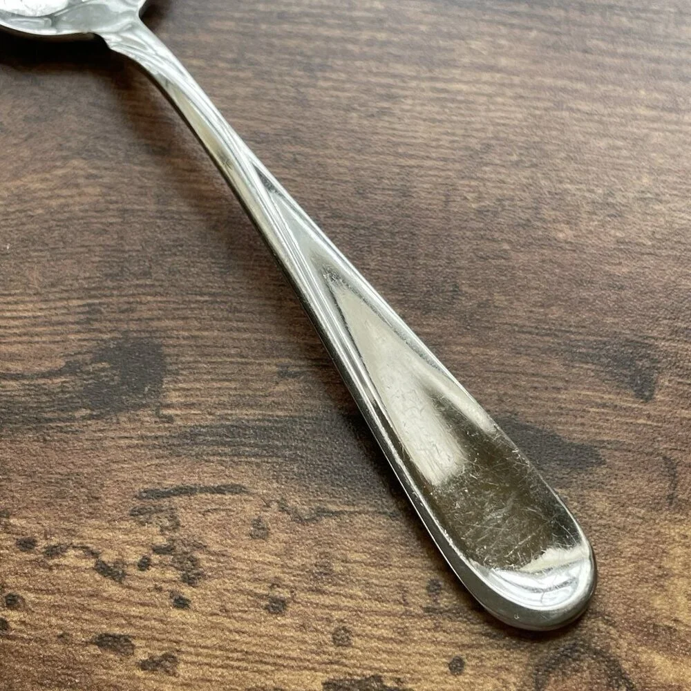Oneida USA Flight Reliance Dinner Place Oval Soup Spoon Set of 8 Stainless Steel